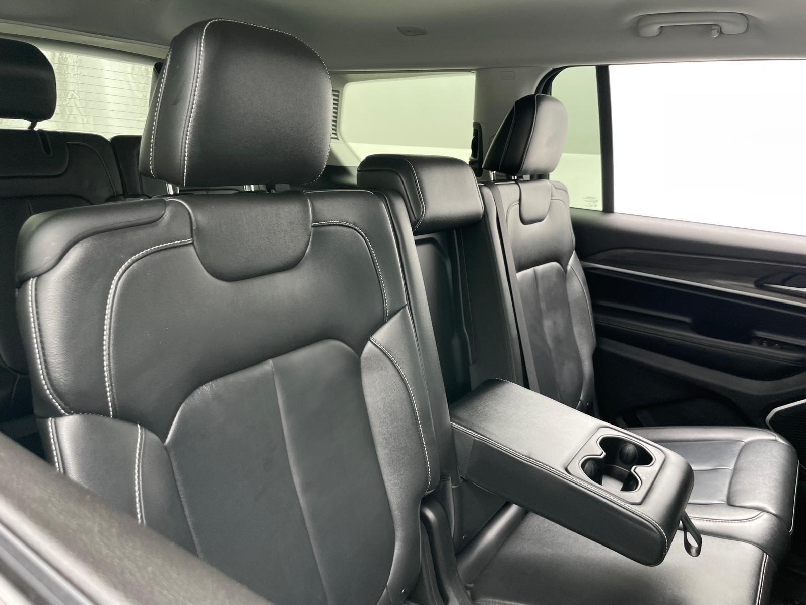 Thumbnail: 2021 Jeep Grand Cherokee L - 5