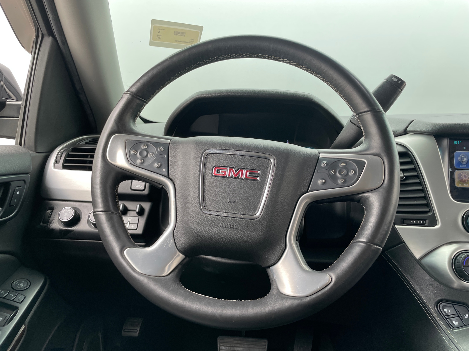 Thumbnail: 2017 GMC Yukon - 4