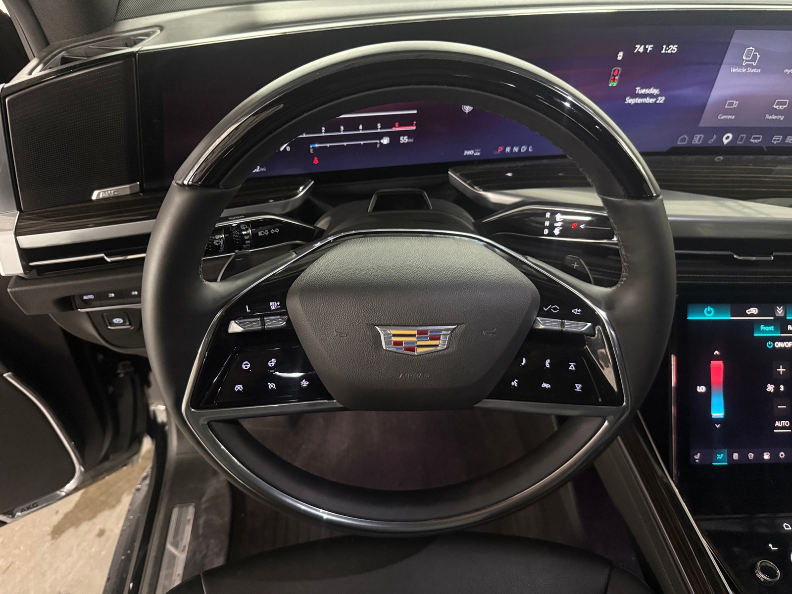 Thumbnail: 2025 Cadillac Escalade - 4