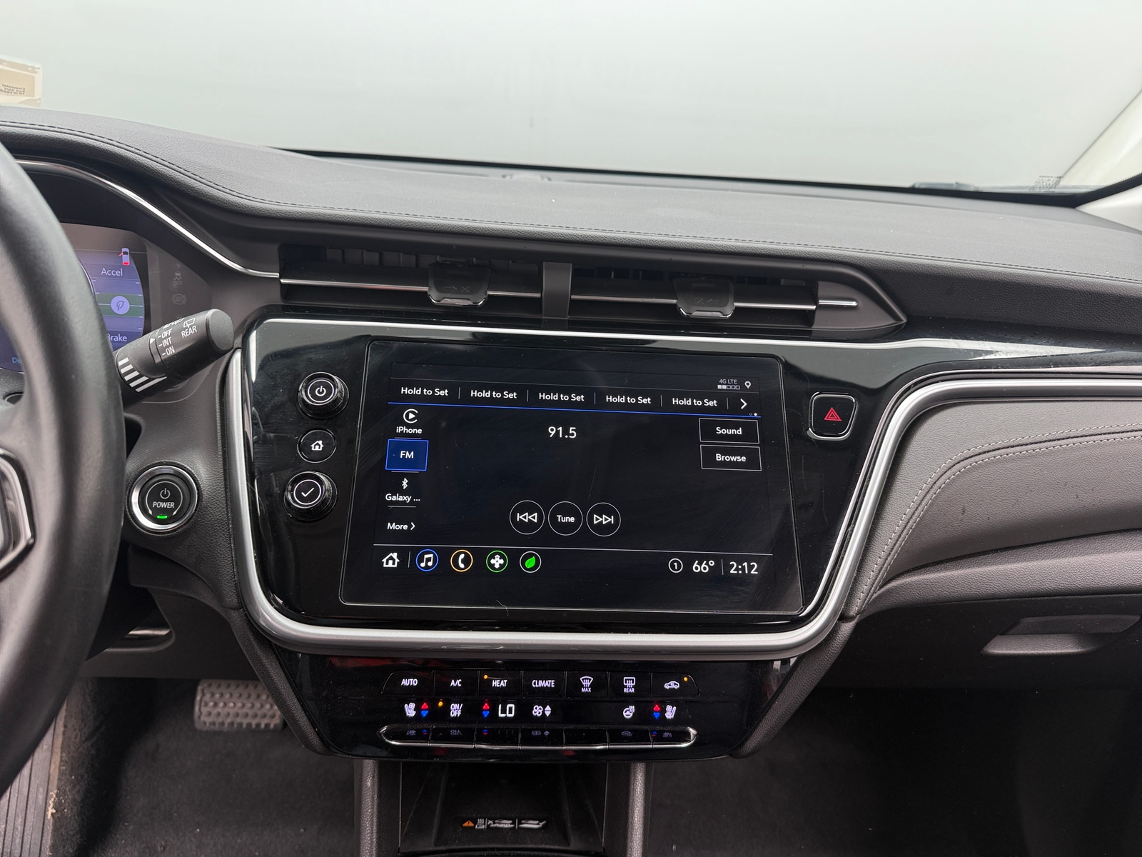 Thumbnail: 2023 Chevrolet Bolt EUV - 3