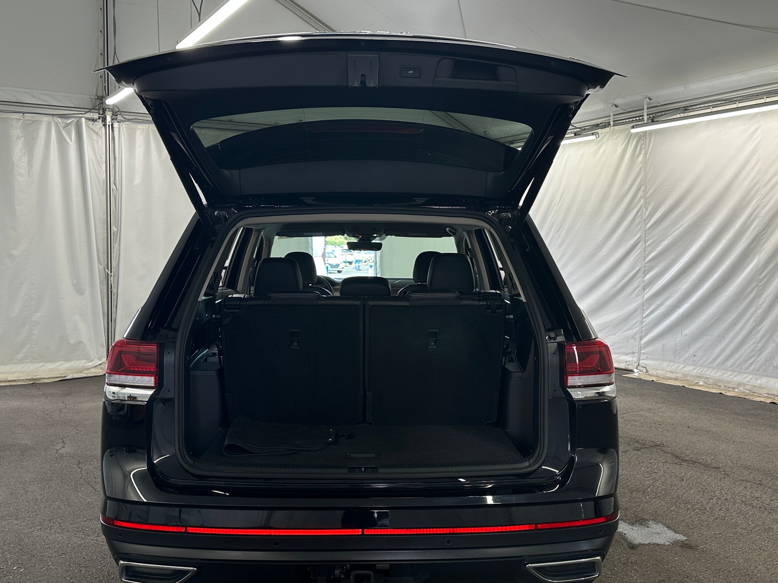 Thumbnail: 2026 Volkswagen Atlas - 7