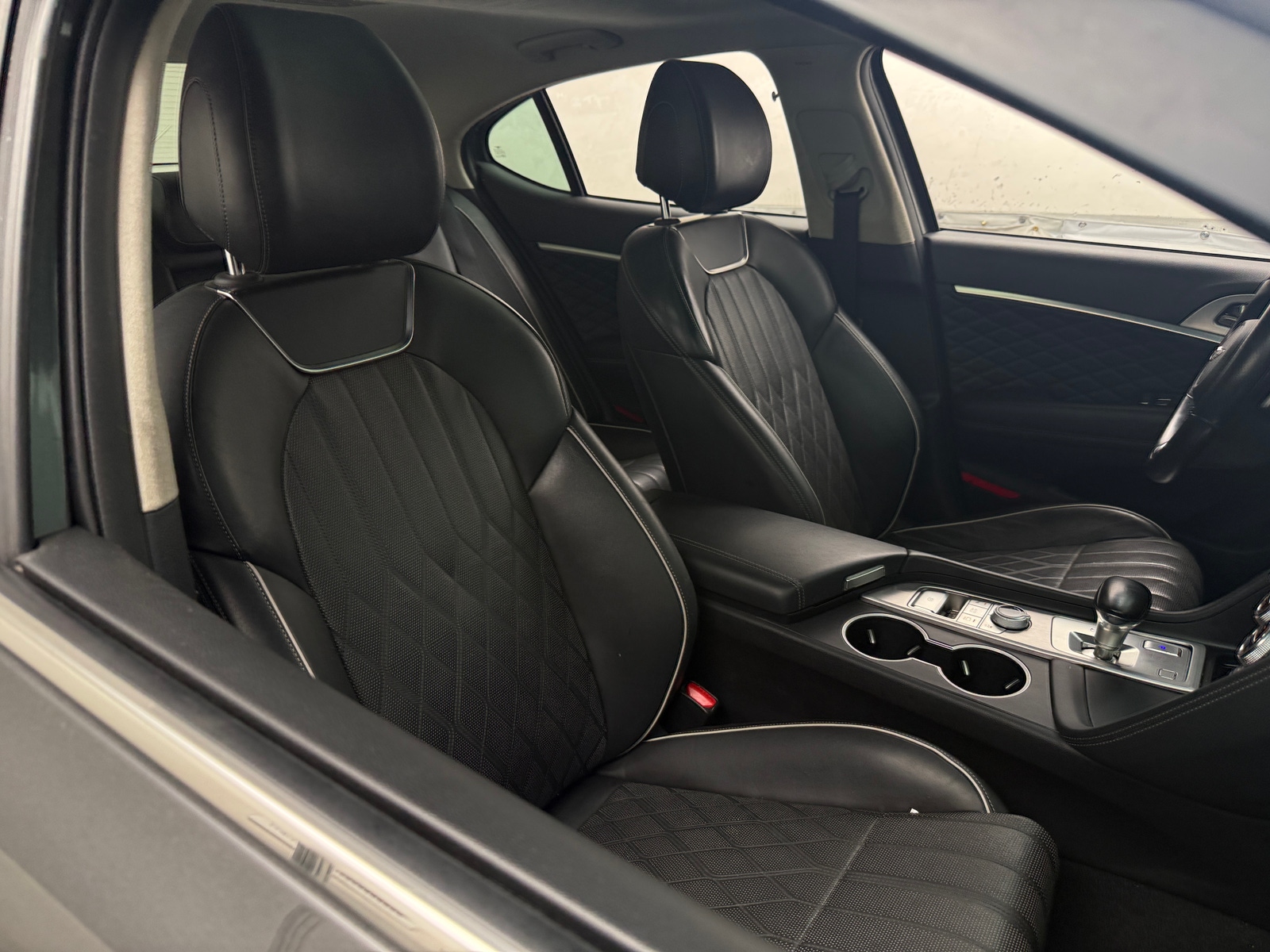 Thumbnail: 2019 Genesis G70 - 2