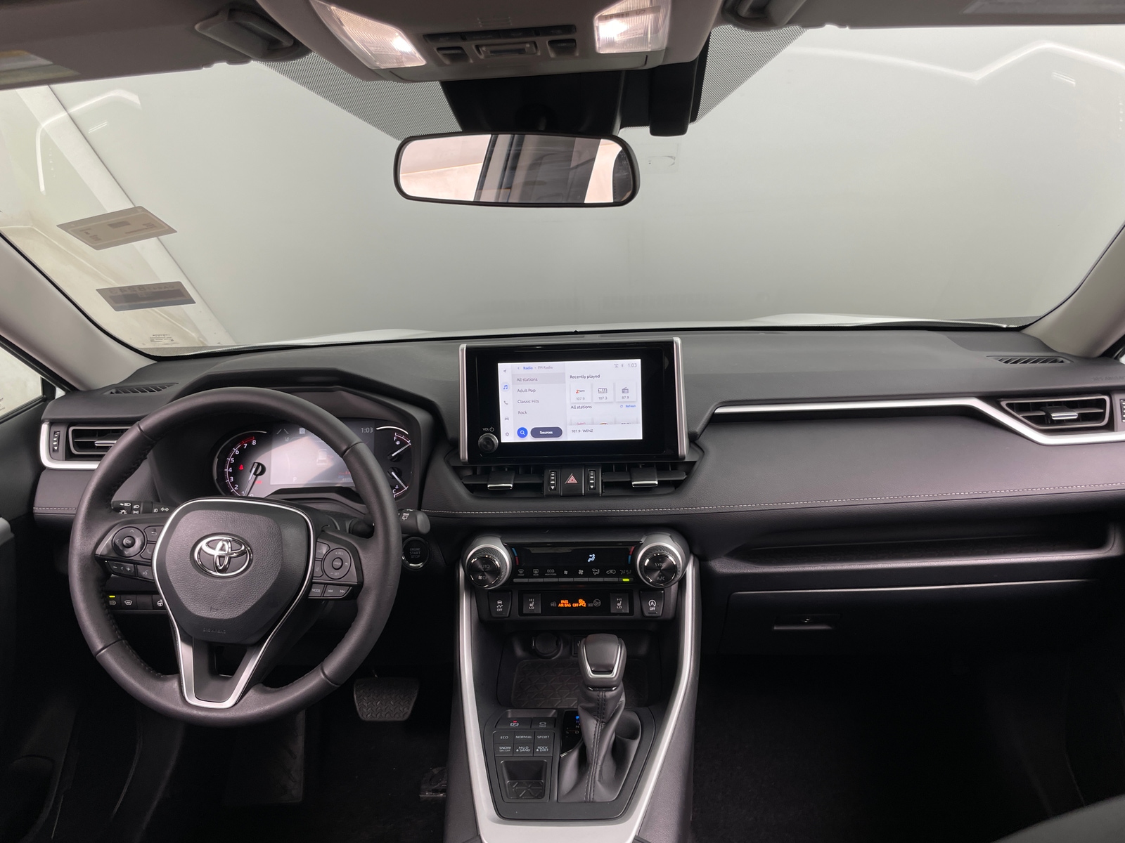 Thumbnail: 2025 Toyota RAV4 - 2