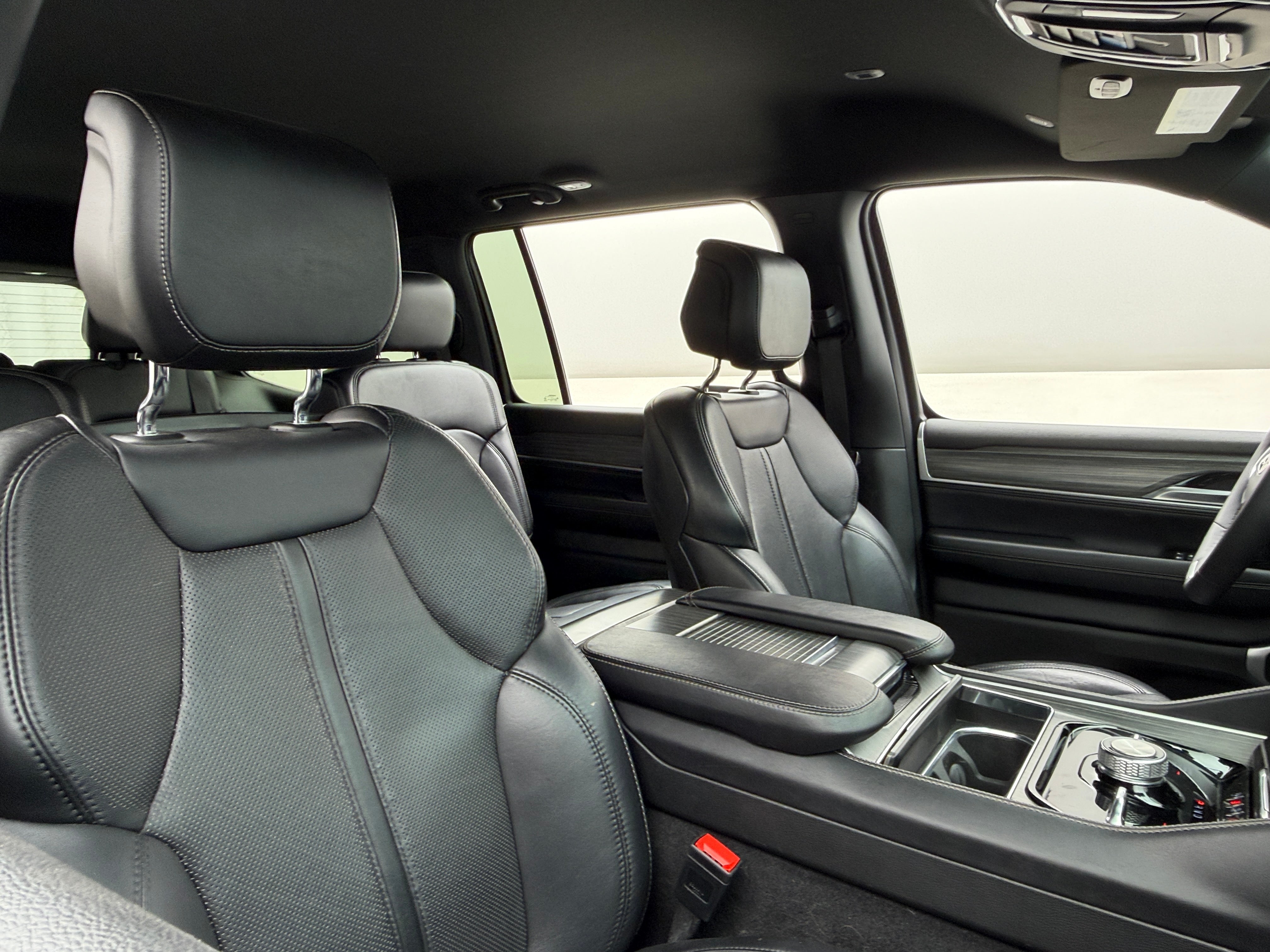 2024 Jeep Wagoneer