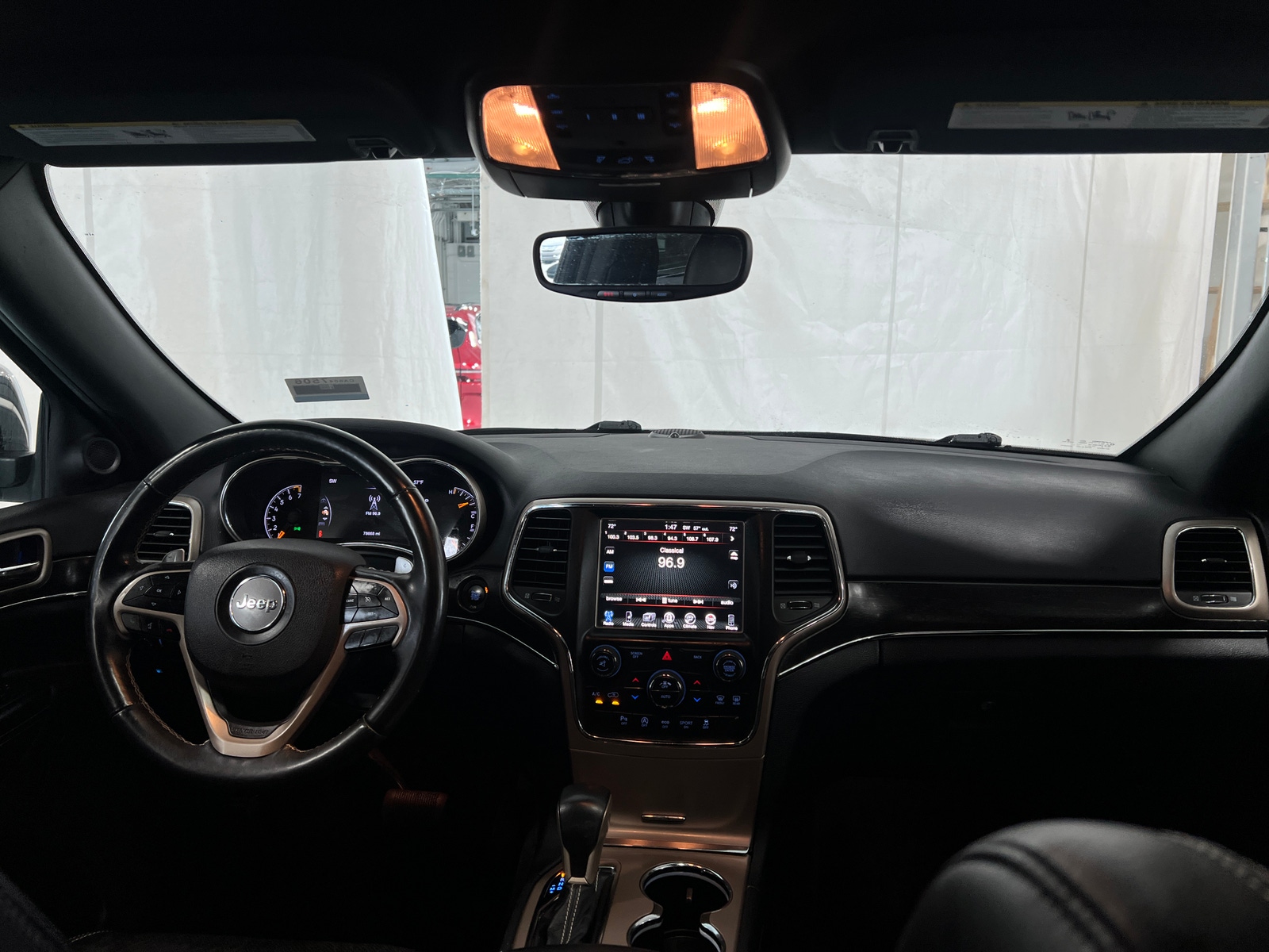 Thumbnail: 2017 Jeep Grand Cherokee - 2