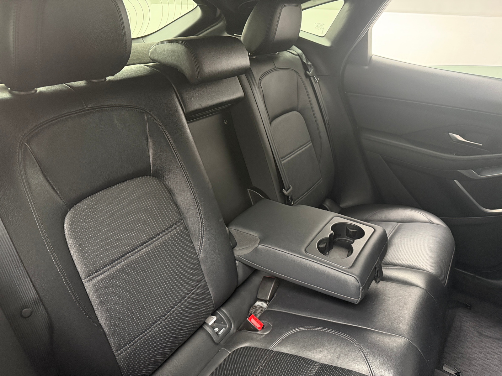 Thumbnail: 2021 Jaguar E-Pace - 6