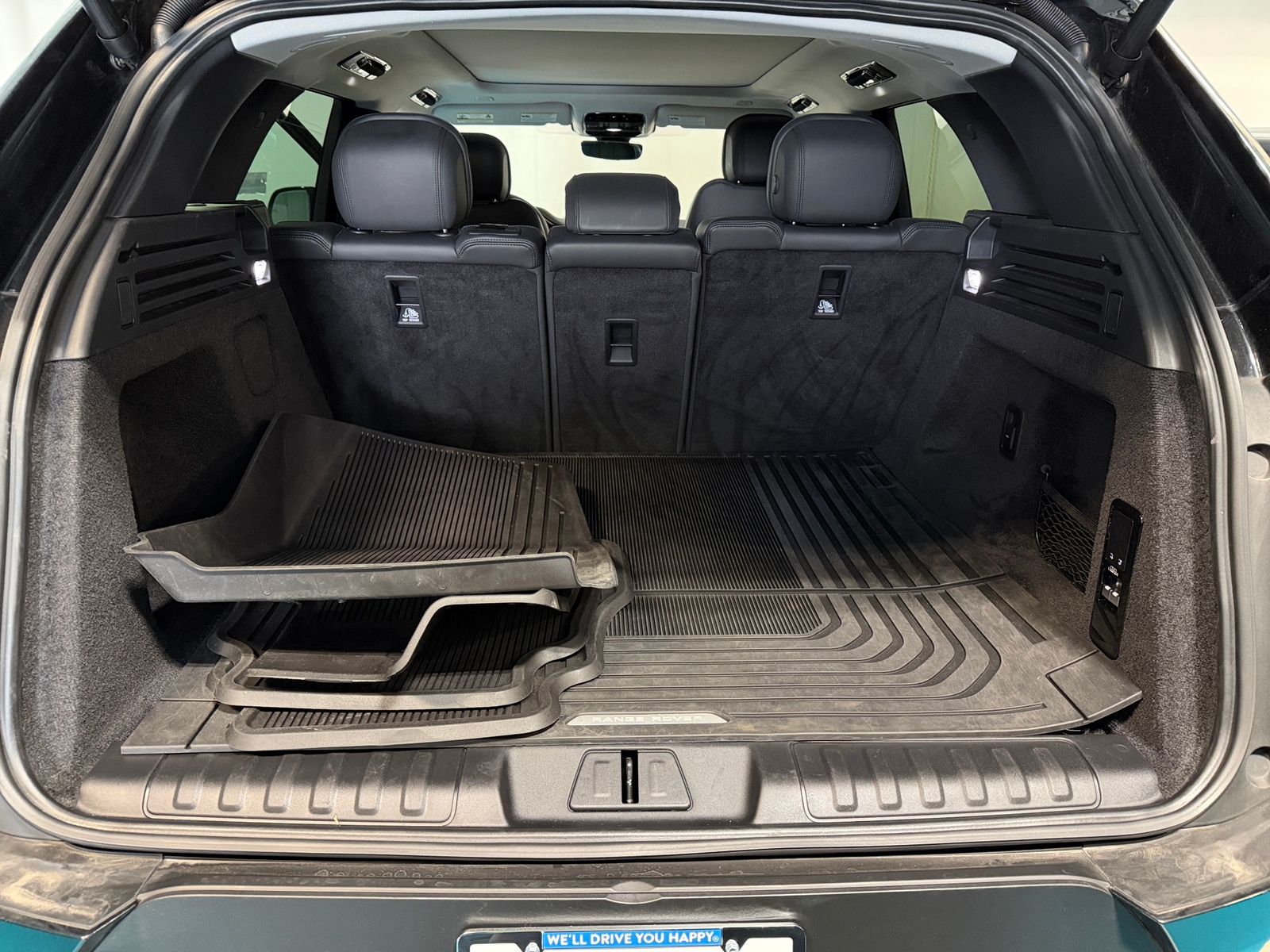 Thumbnail: 2023 Land Rover Range Rover Sport - 7