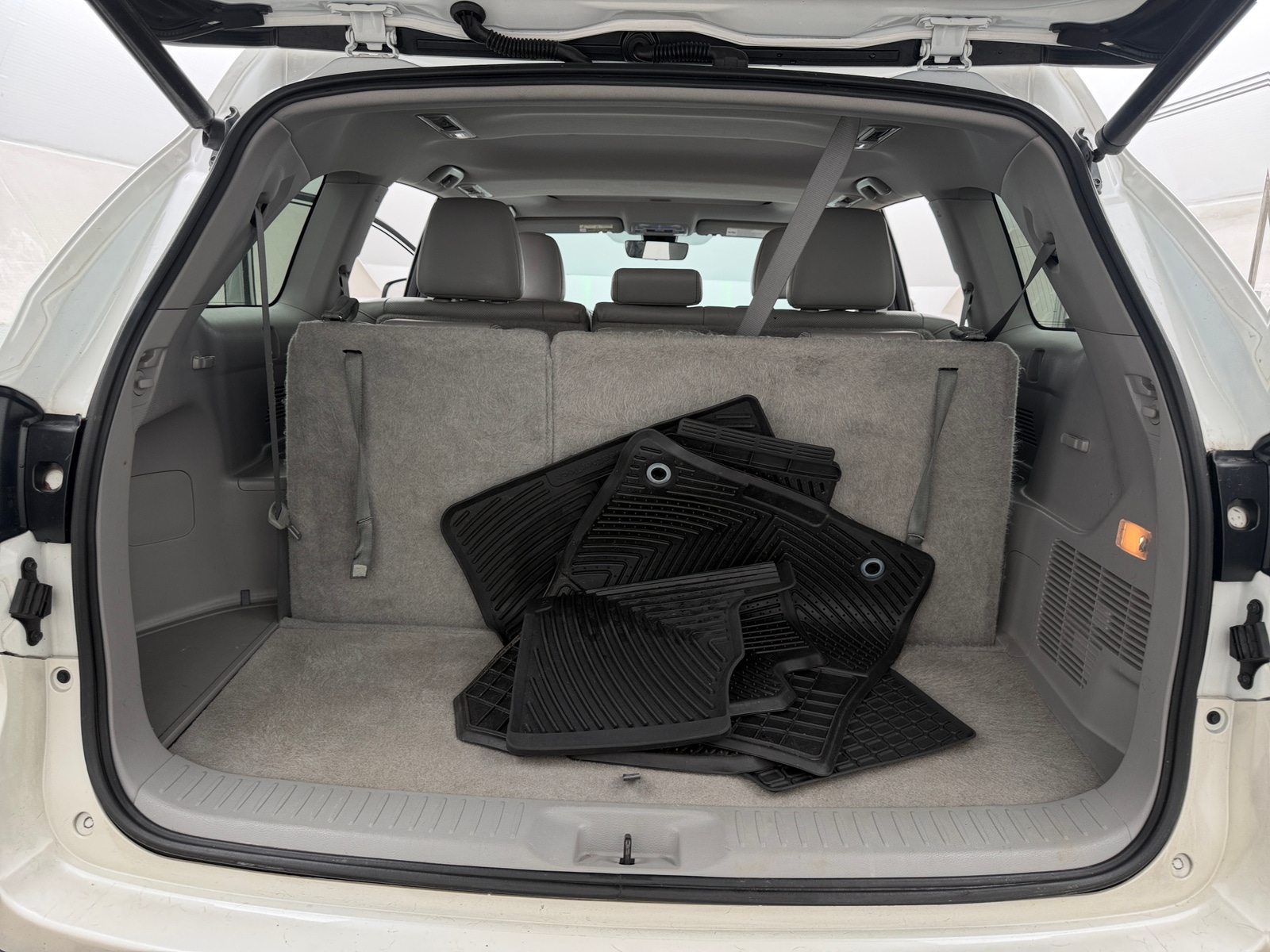 Thumbnail: 2017 Toyota Highlander - 6
