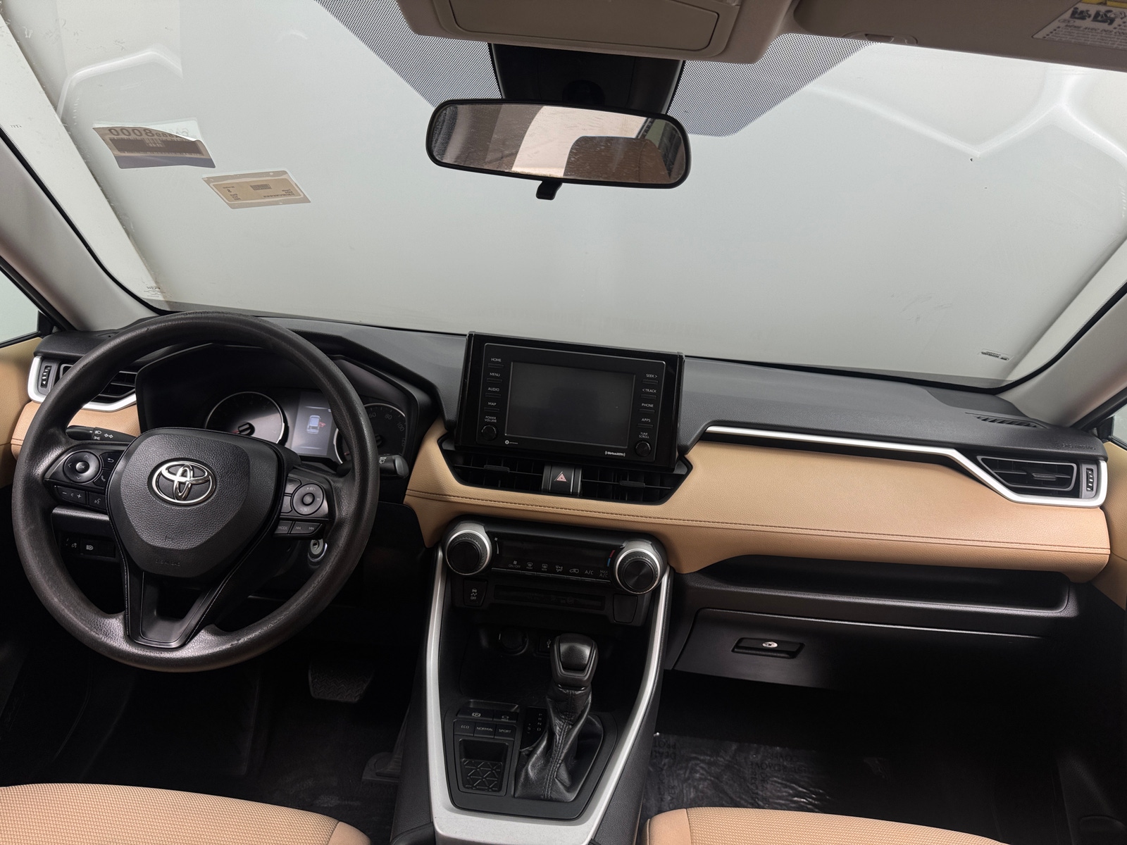 Thumbnail: 2022 Toyota RAV4 - 3