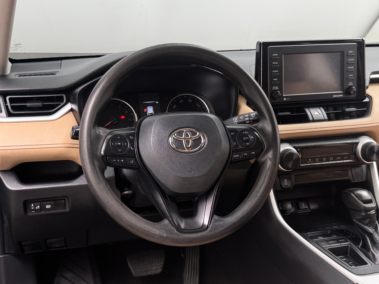 Thumbnail: 2022 Toyota RAV4 - 5