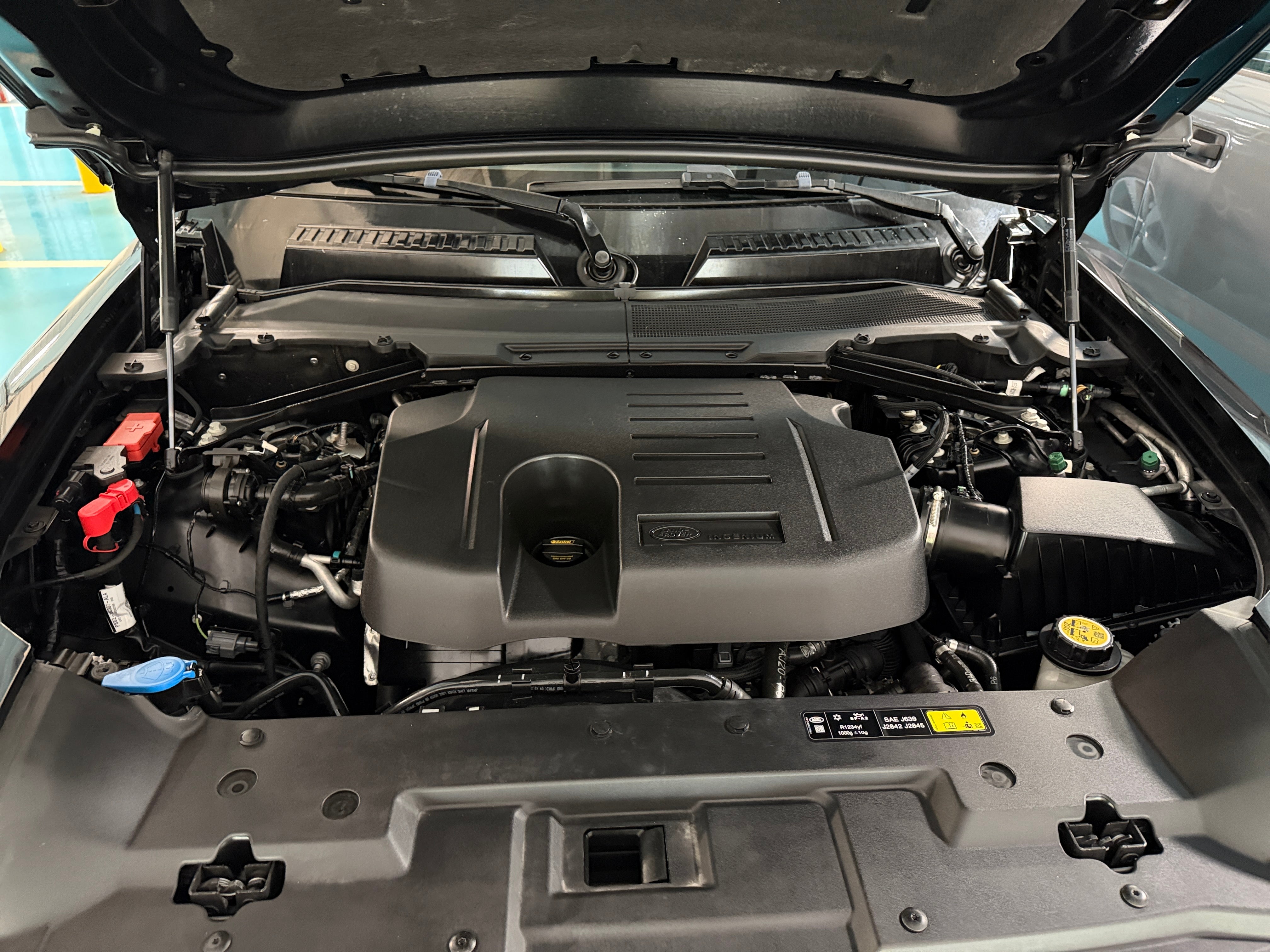 2023 Land Rover Defender