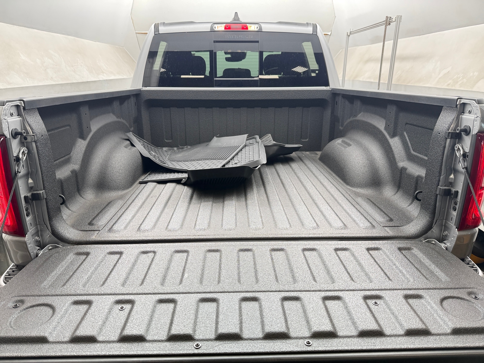 Thumbnail: 2025 RAM 1500 - 7