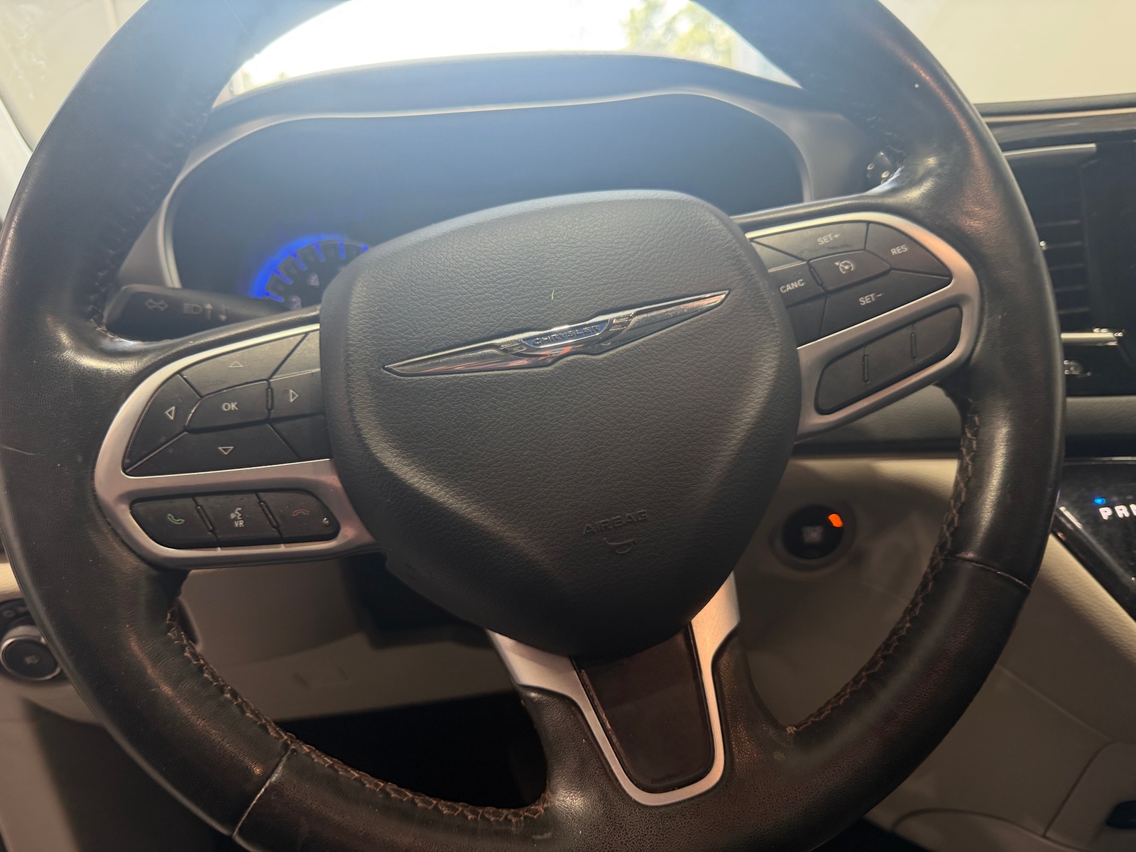 Thumbnail: 2019 Chrysler Pacifica - 4