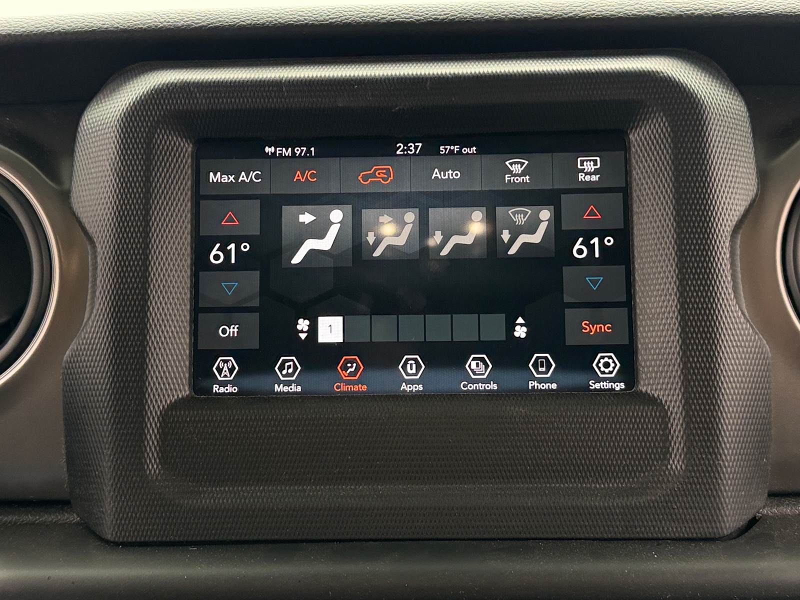 Thumbnail: 2021 Jeep Wrangler - 3