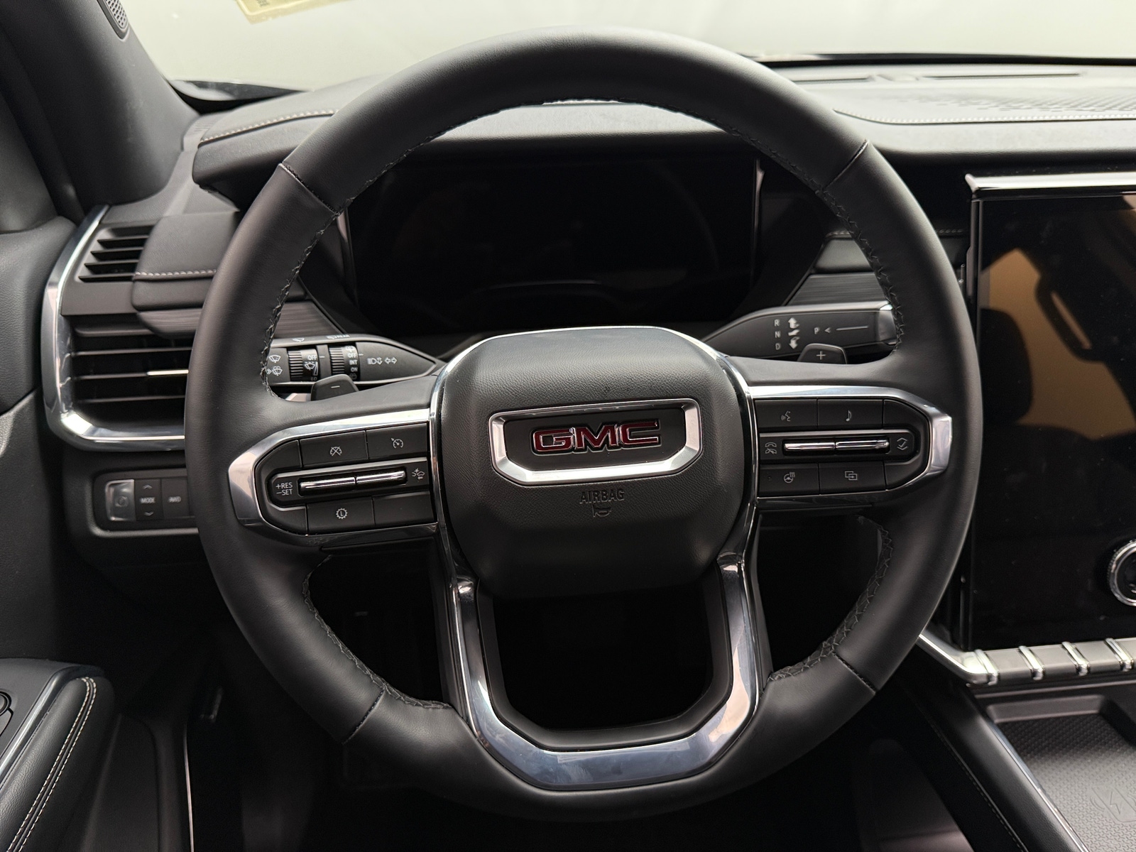 Thumbnail: 2025 GMC Acadia - 4