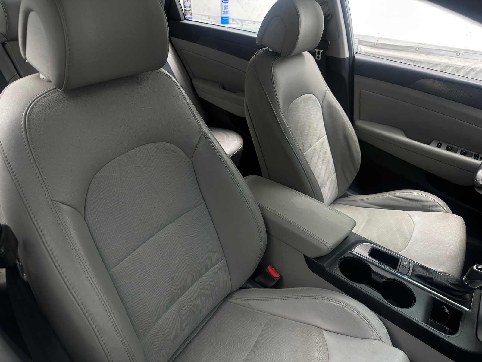 Thumbnail: 2017 Hyundai Sonata - 2