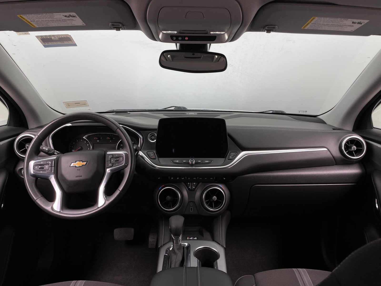 Thumbnail: 2023 Chevrolet Blazer - 3