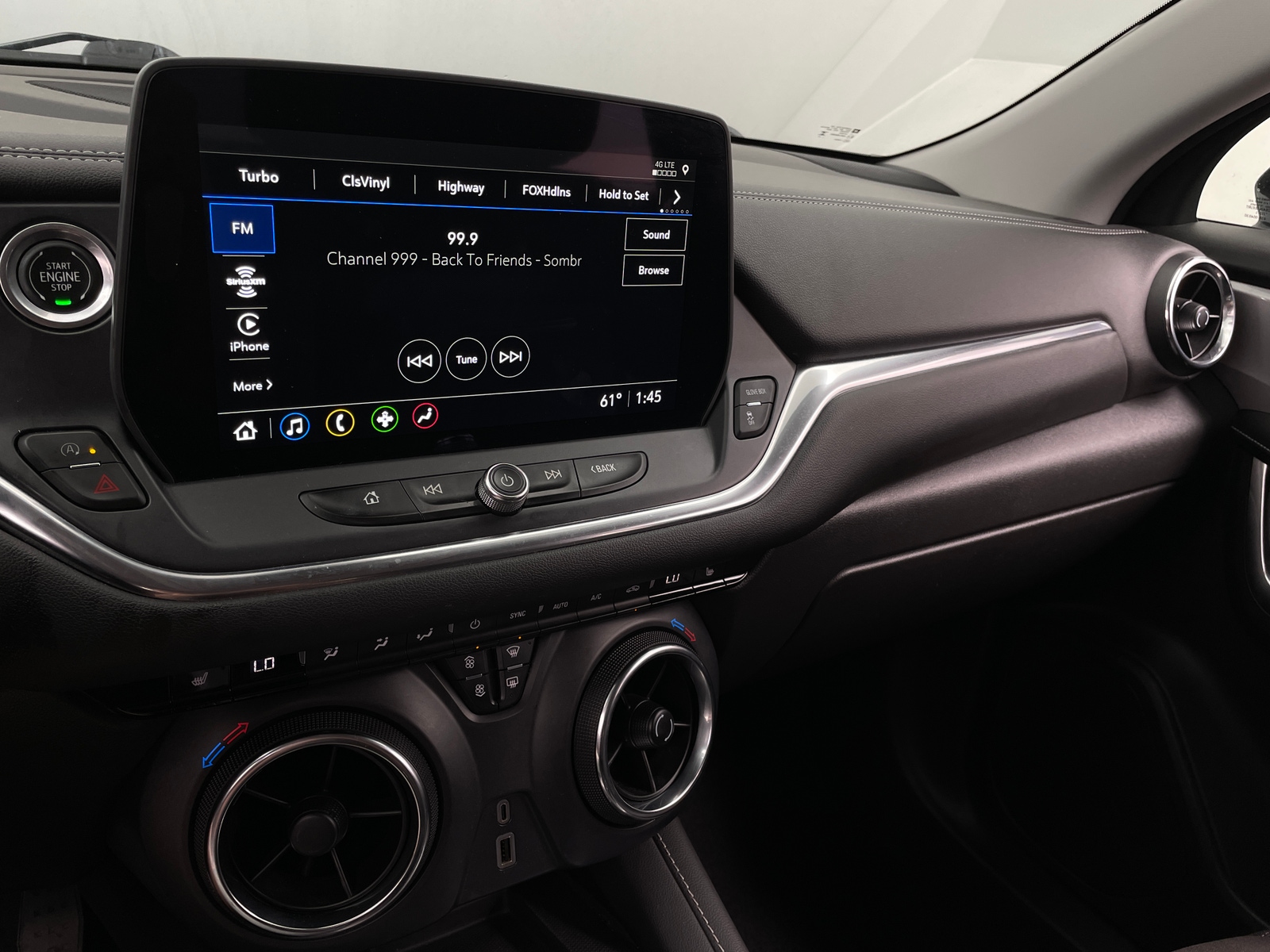 Thumbnail: 2023 Chevrolet Blazer - 4