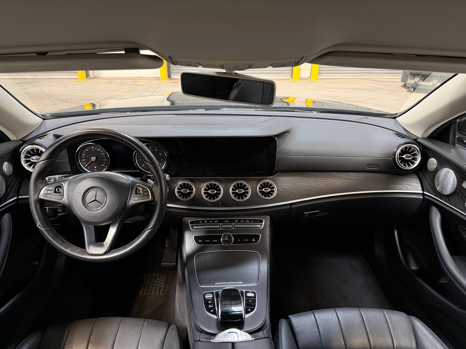Thumbnail: 2018 Mercedes-Benz E-Class - 2