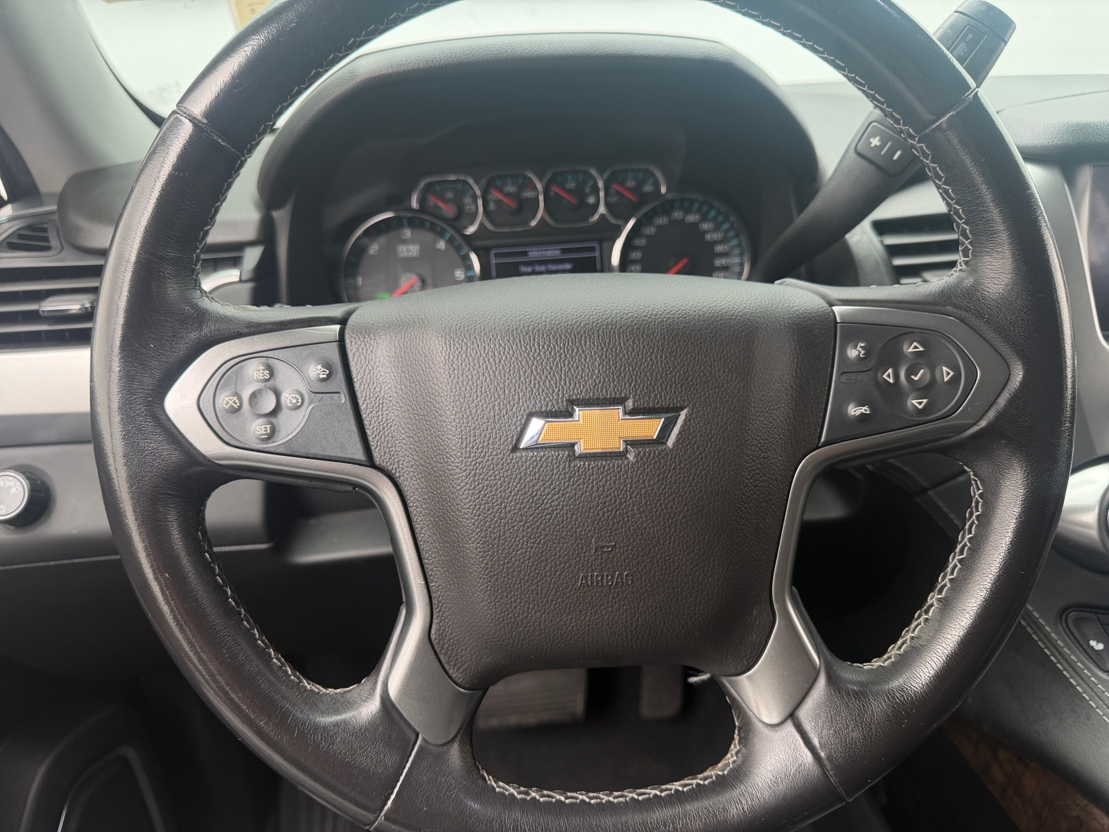 Thumbnail: 2020 Chevrolet Tahoe - 4