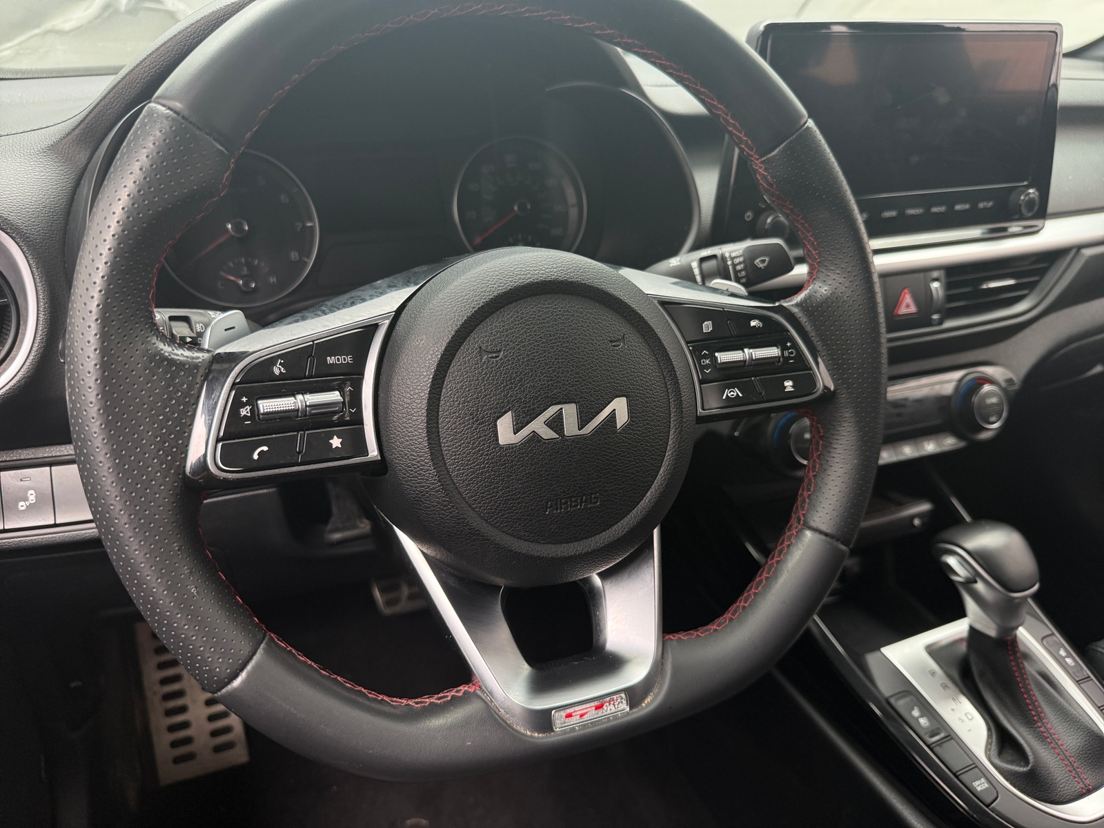 Thumbnail: 2024 Kia Forte - 4