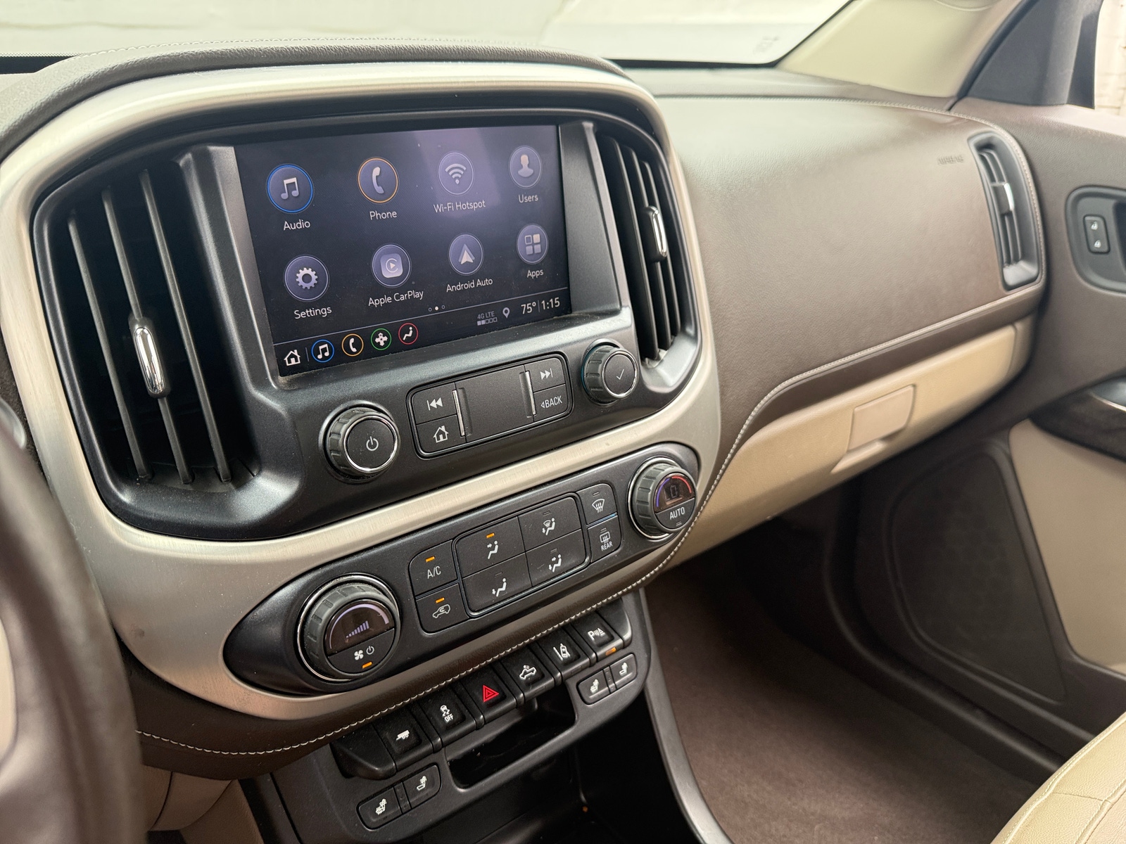 Thumbnail: 2019 GMC Canyon - 3