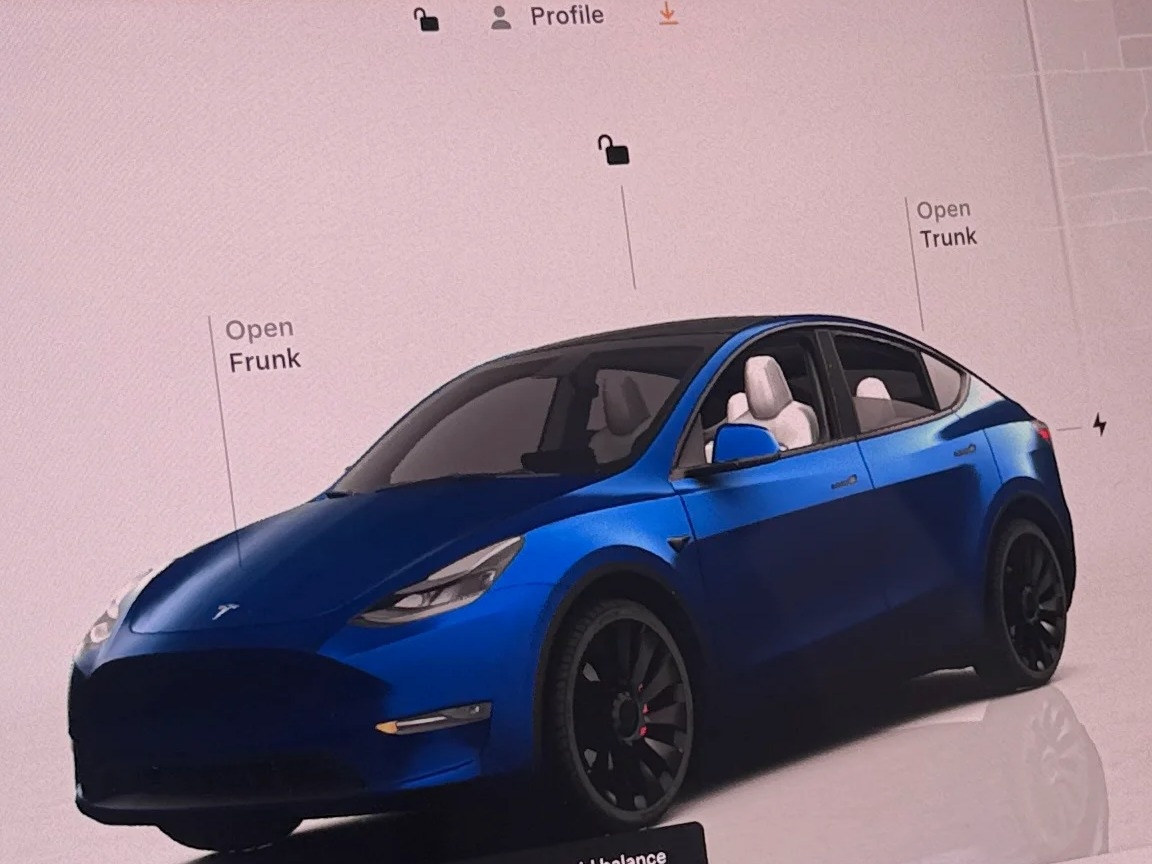 Thumbnail: 2023 Tesla Model Y - 3