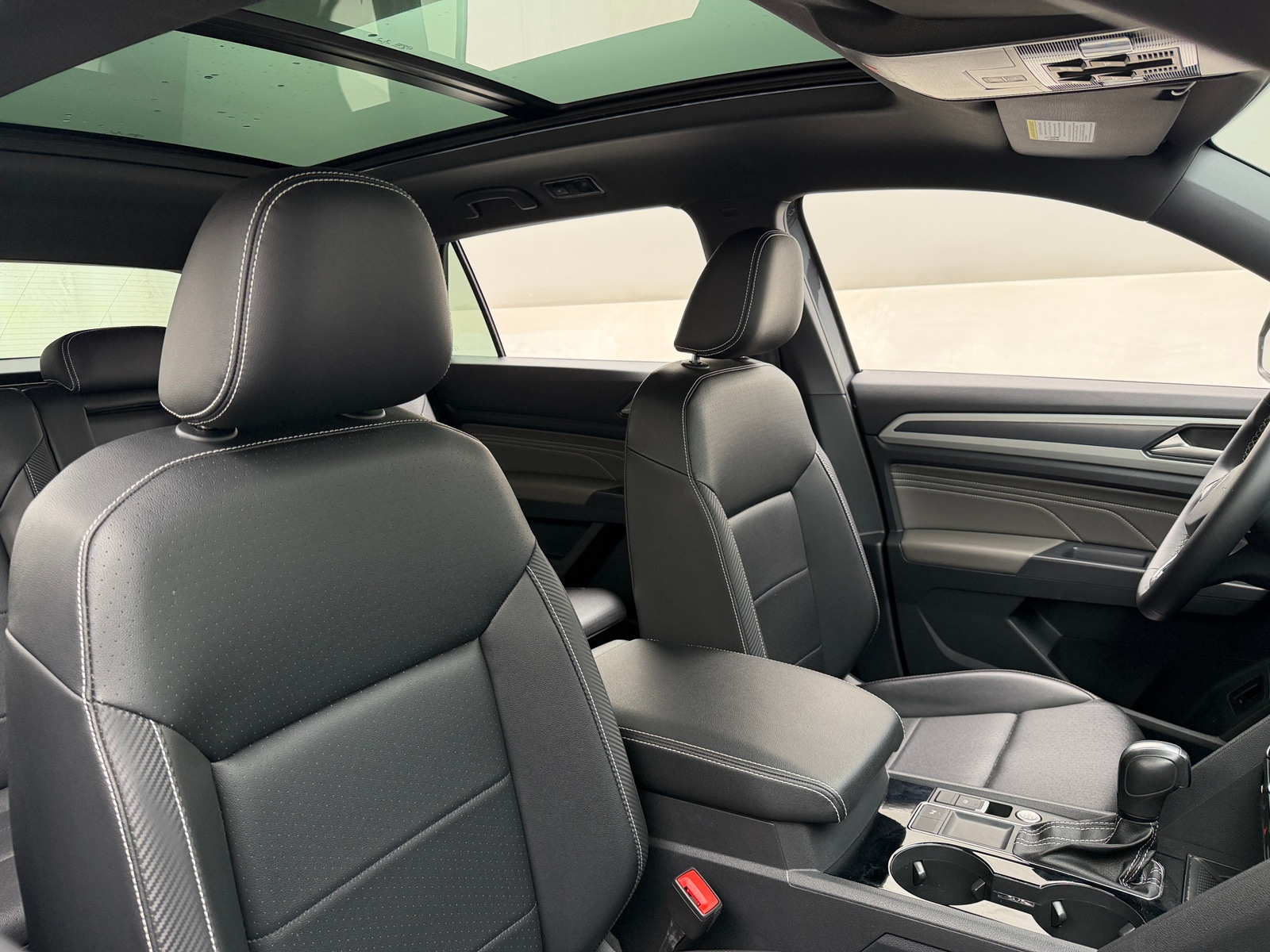 Thumbnail: 2021 Volkswagen Atlas - 2