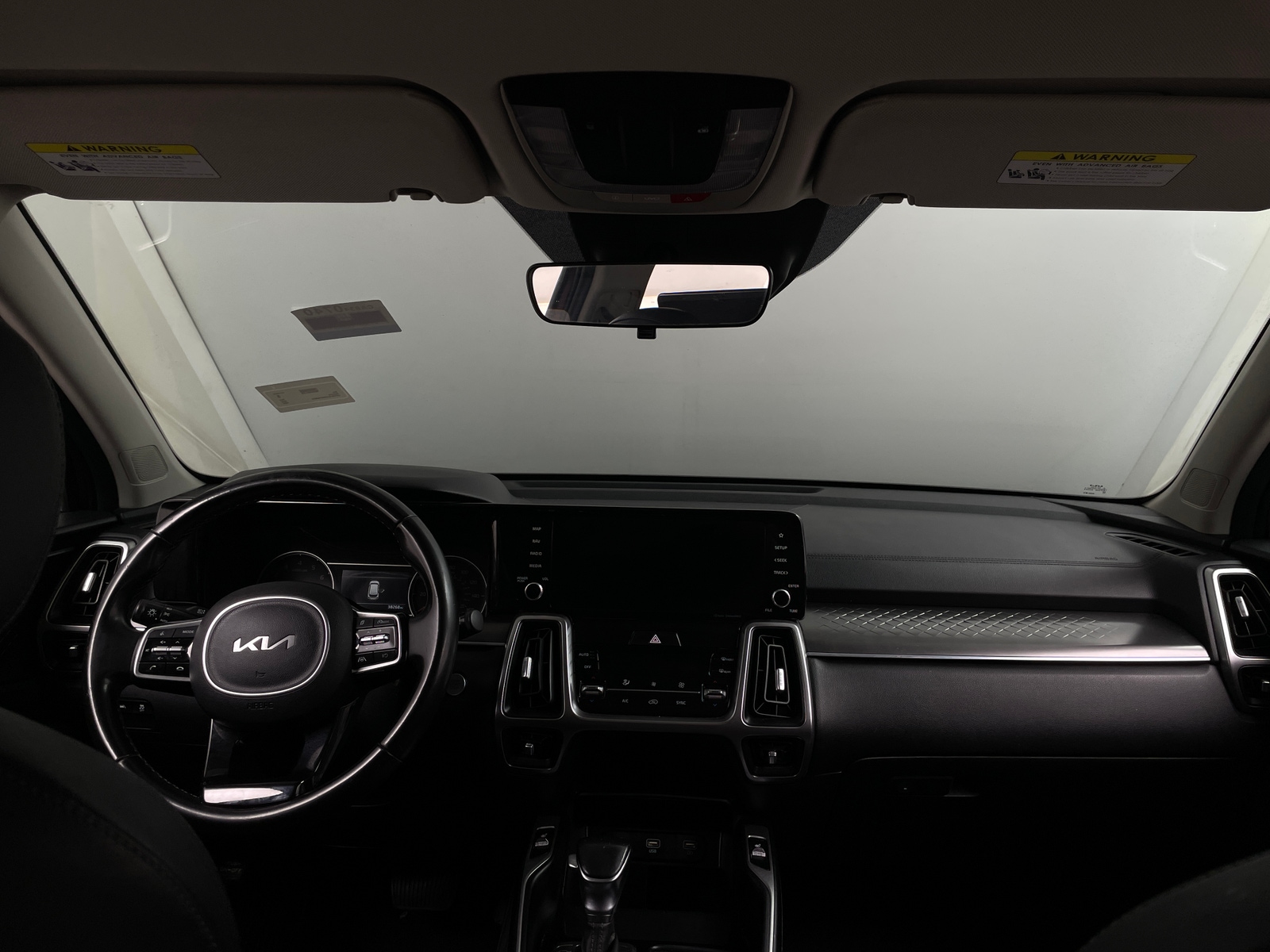 Thumbnail: 2022 Kia Sorento - 2