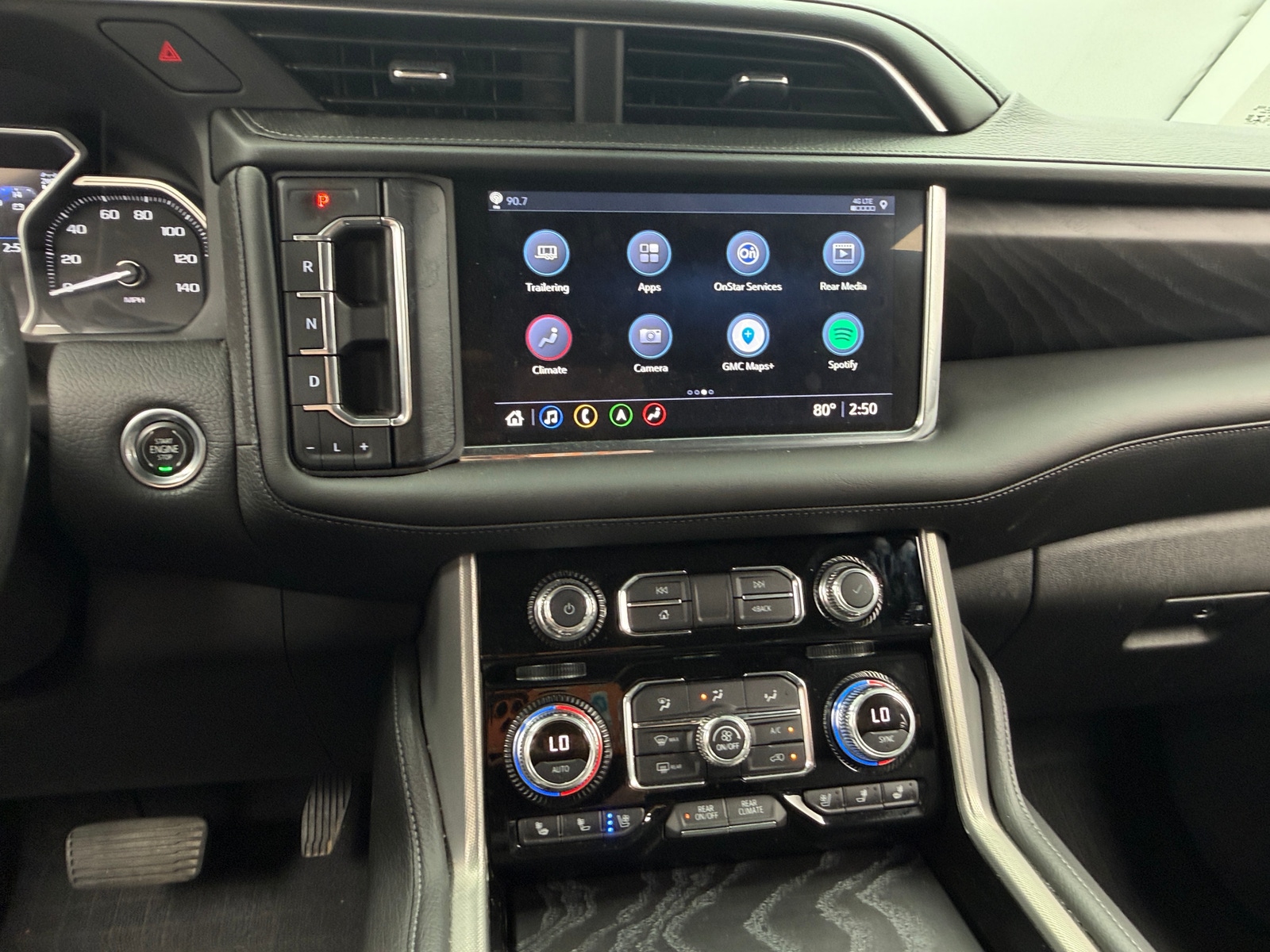 Thumbnail: 2021 GMC Yukon XL - 3