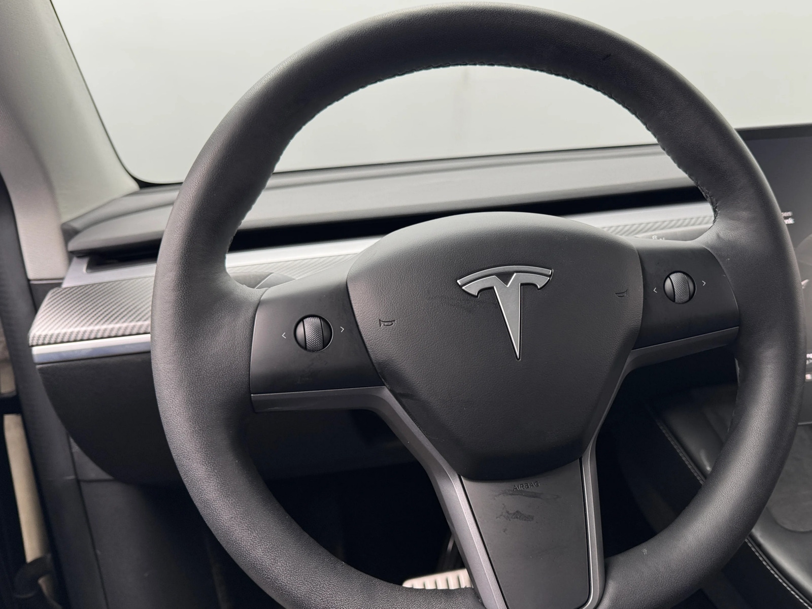 Thumbnail: 2022 Tesla Model Y - 4