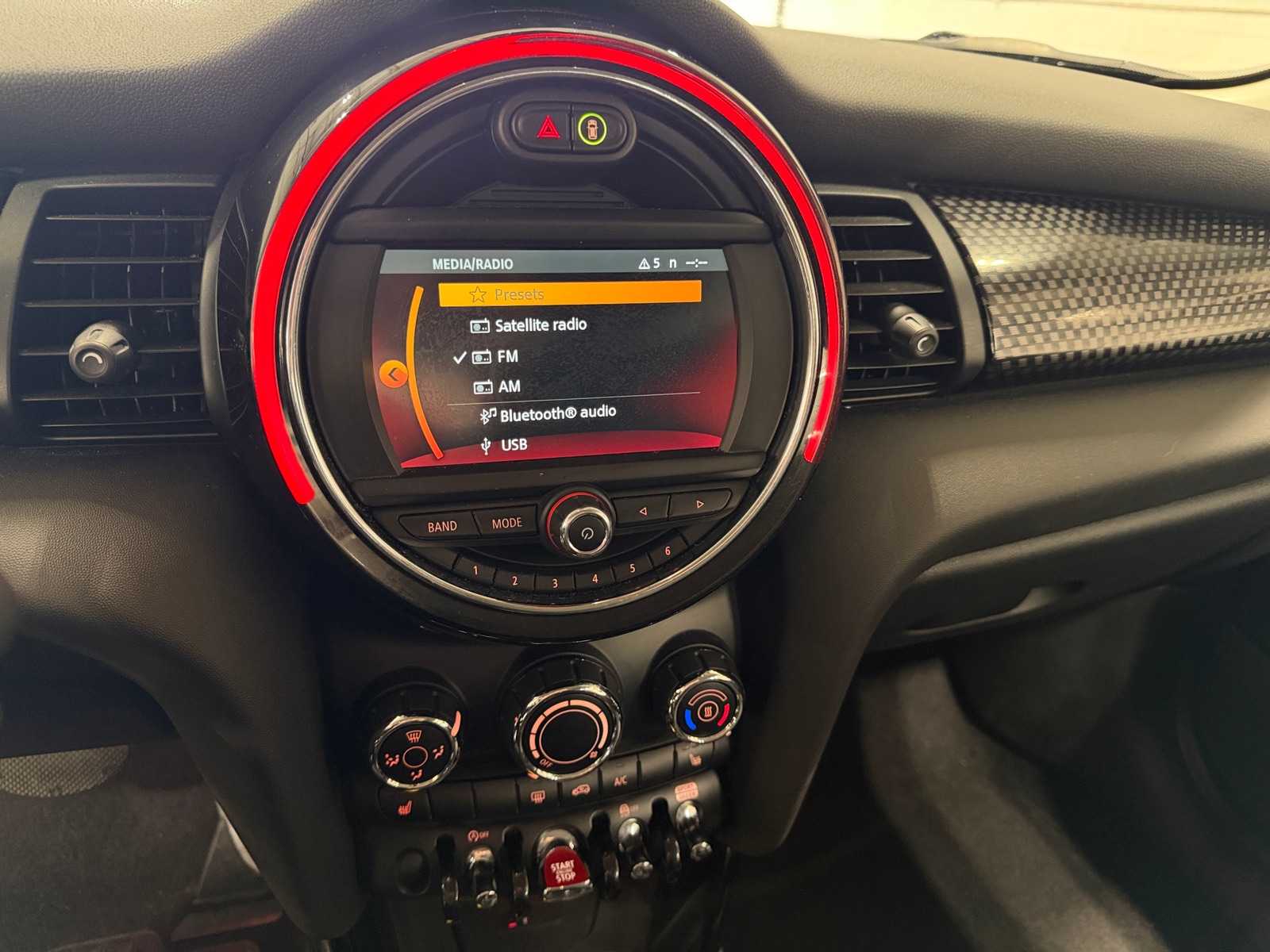 Thumbnail: 2020 MINI Cooper Hardtop - 3