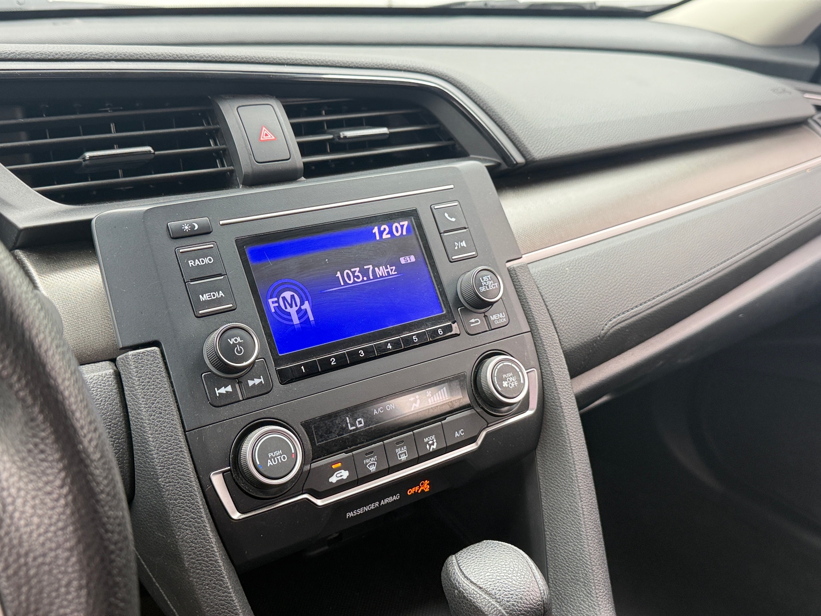 Thumbnail: 2019 Honda Civic - 4