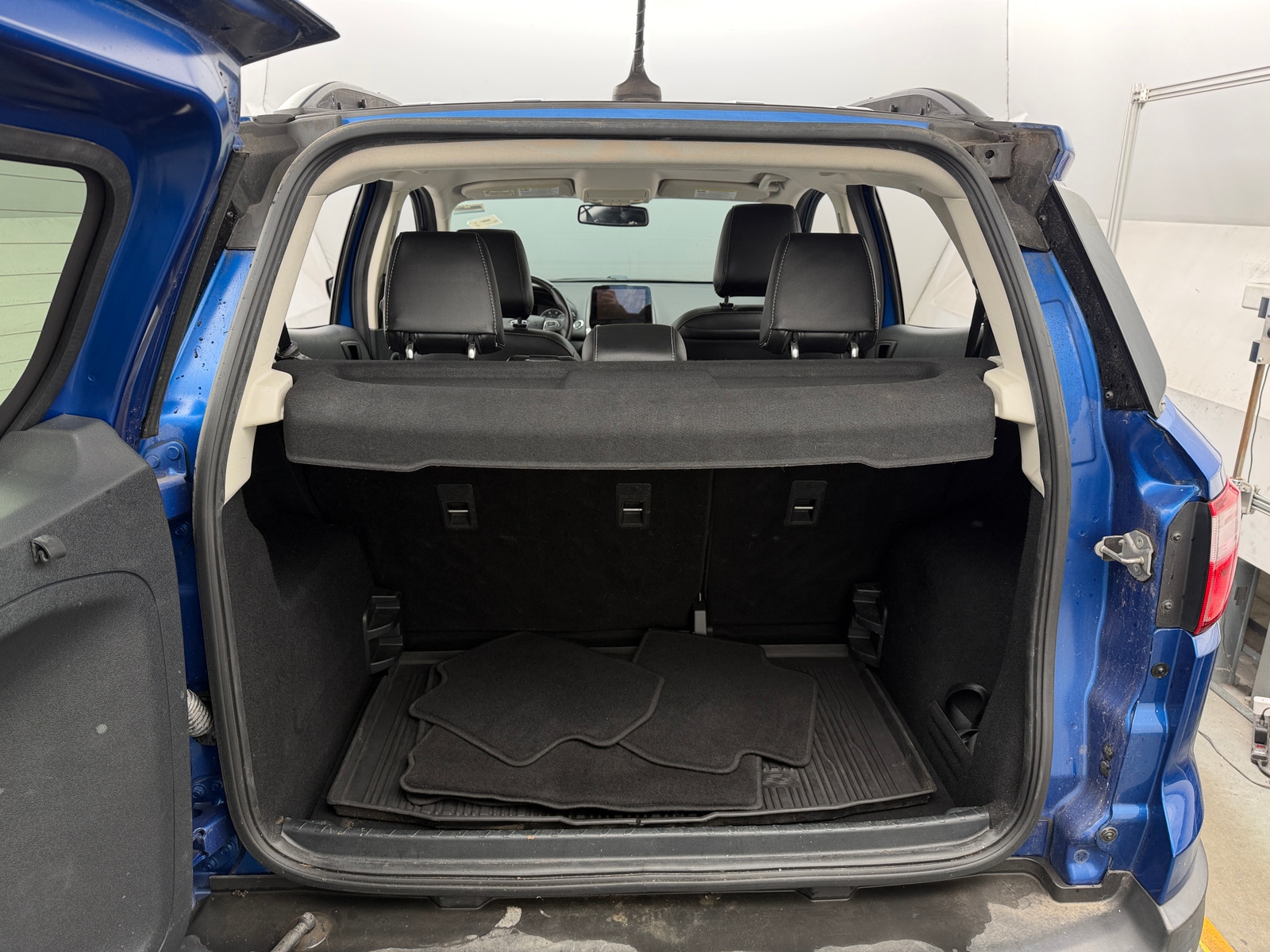 Thumbnail: 2019 Ford EcoSport - 6