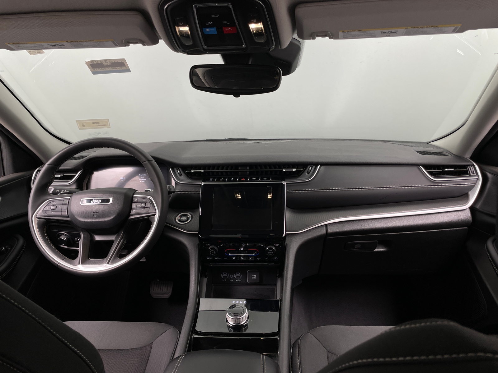 Thumbnail: 2023 Jeep Grand Cherokee - 3