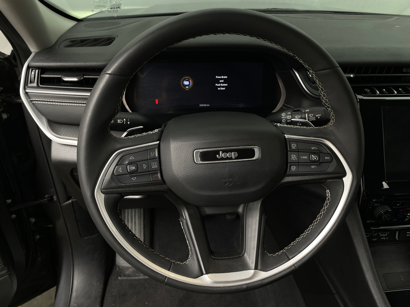 Thumbnail: 2023 Jeep Grand Cherokee - 5
