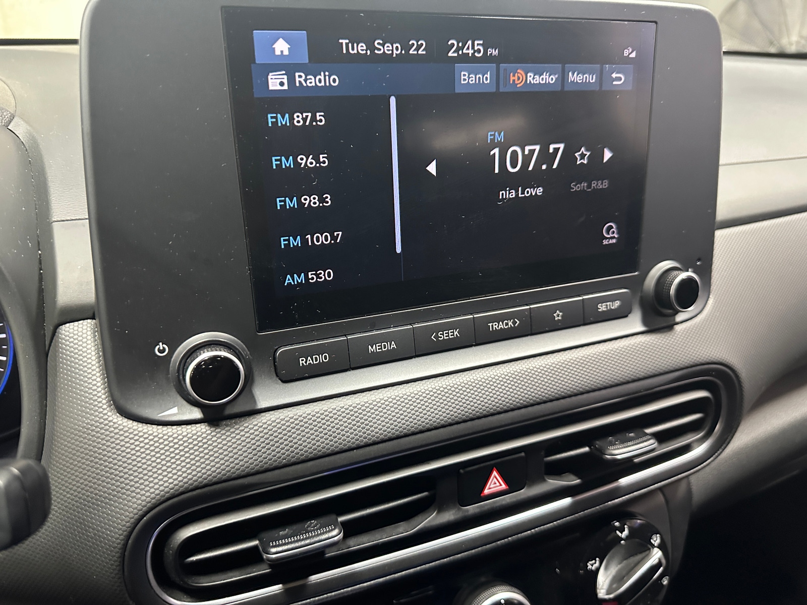 Thumbnail: 2023 Hyundai Kona - 4