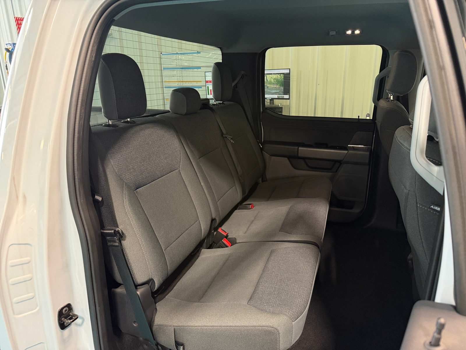 Thumbnail: 2025 Ford Econoline - 6