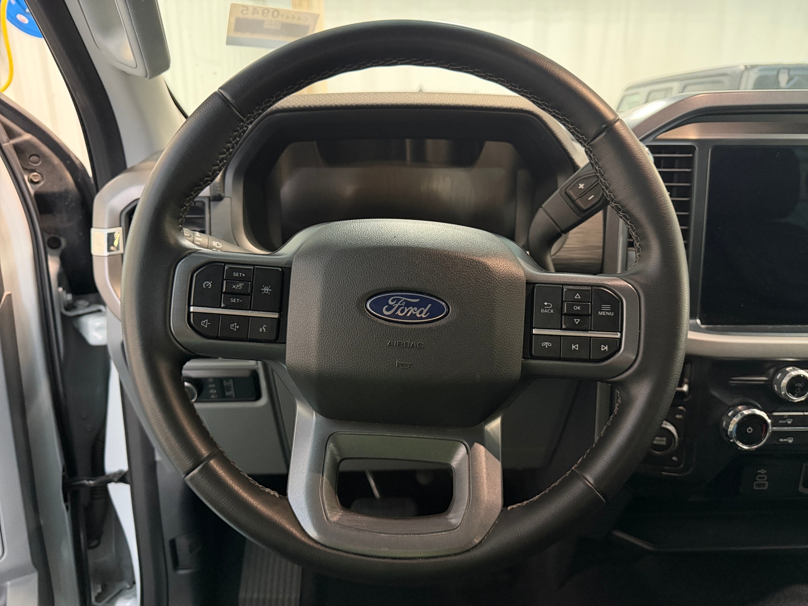 Thumbnail: 2025 Ford Econoline - 5