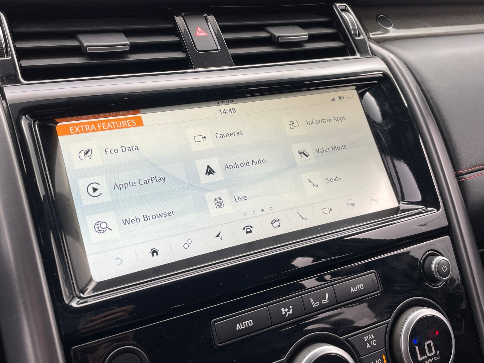 Thumbnail: 2020 Land Rover Discovery - 4