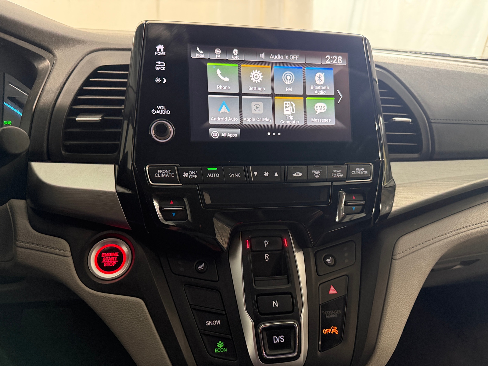 Thumbnail: 2018 Honda Odyssey - 4