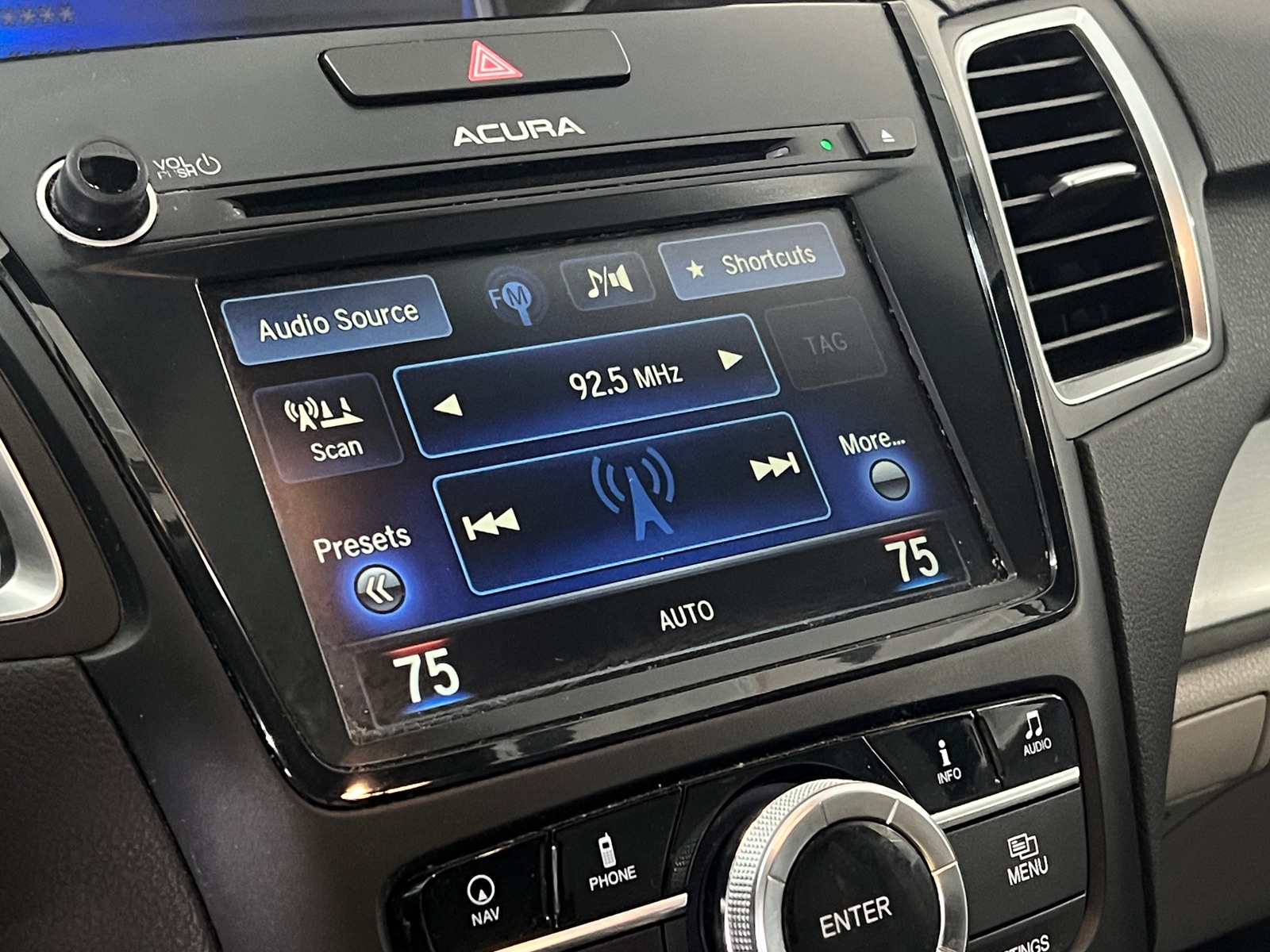 Thumbnail: 2018 Acura RDX - 4