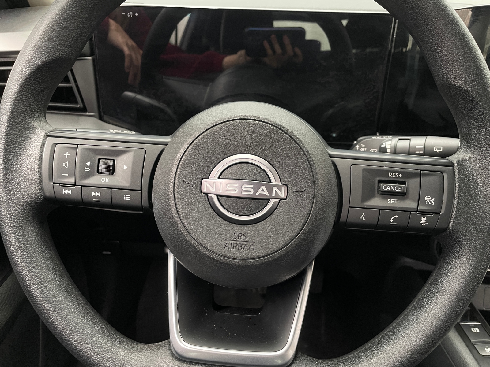 Thumbnail: 2025 Nissan Kicks - 5