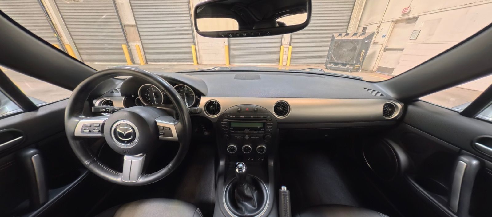 Thumbnail: 2011 Mazda MX-5 Miata - 2