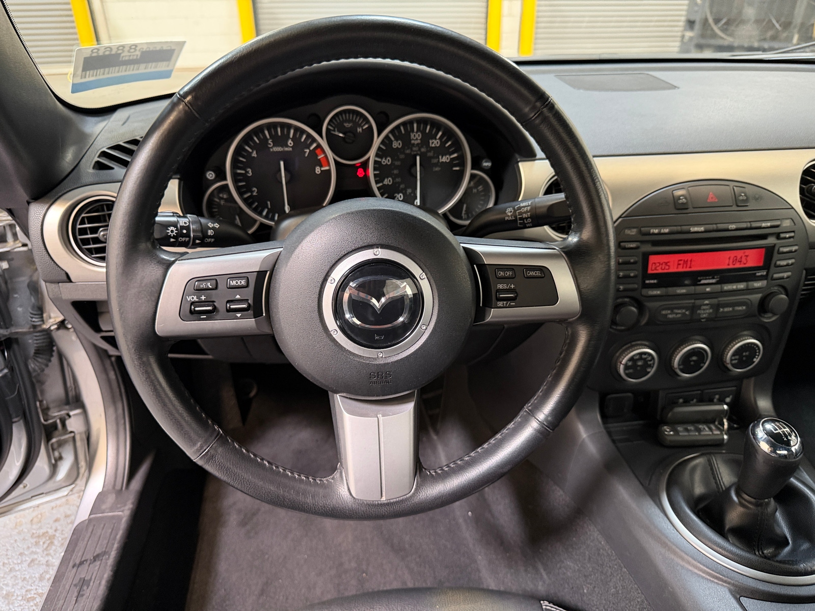Thumbnail: 2011 Mazda MX-5 Miata - 4