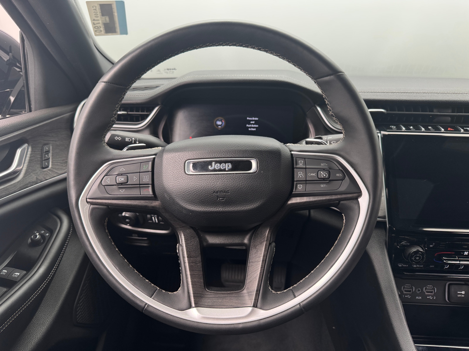 Thumbnail: 2024 Jeep Grand Cherokee - 4