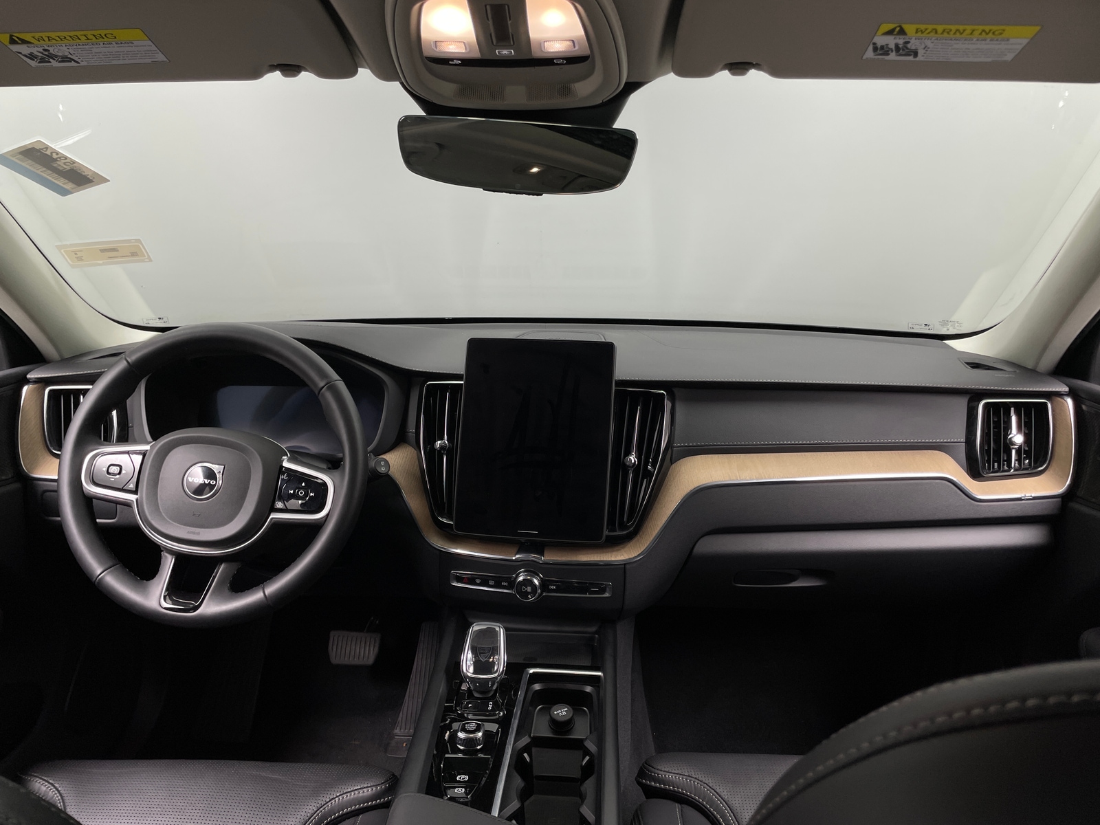 Thumbnail: 2026 Volvo XC60 - 2