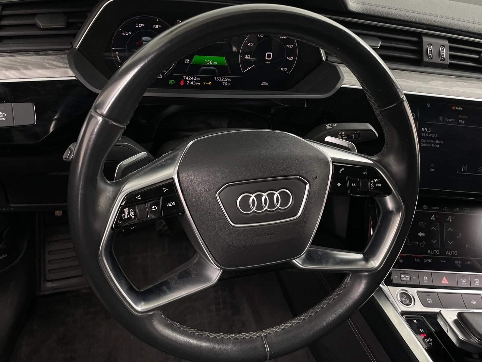 Thumbnail: 2021 Audi e-tron S - 4