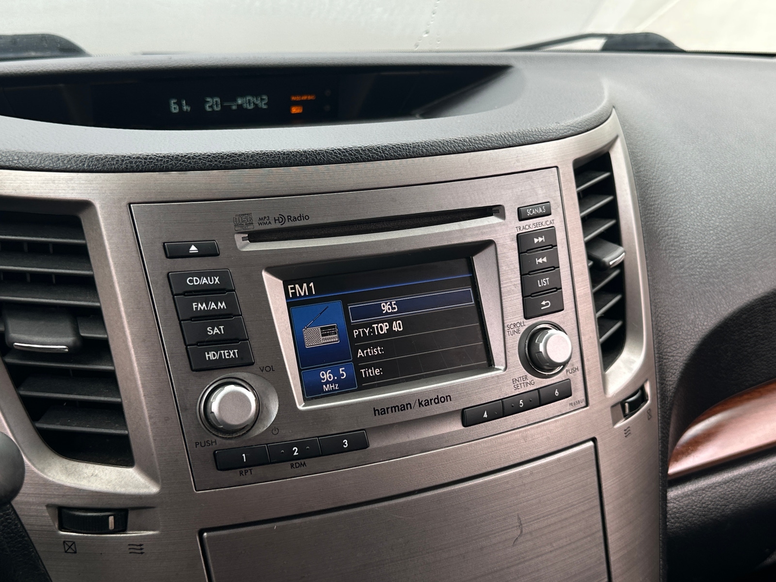 Thumbnail: 2014 Subaru Outback - 3
