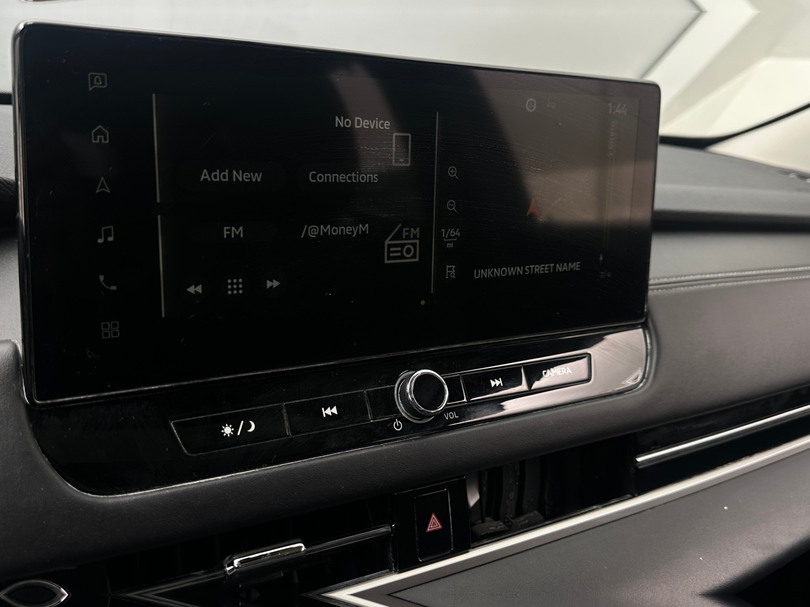 Thumbnail: 2025 Mitsubishi Outlander - 4